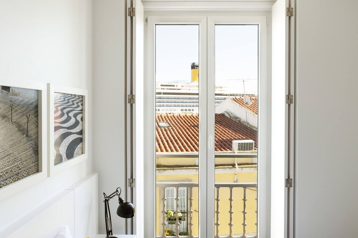 Image of Hello Lisbon Santa Apolónia