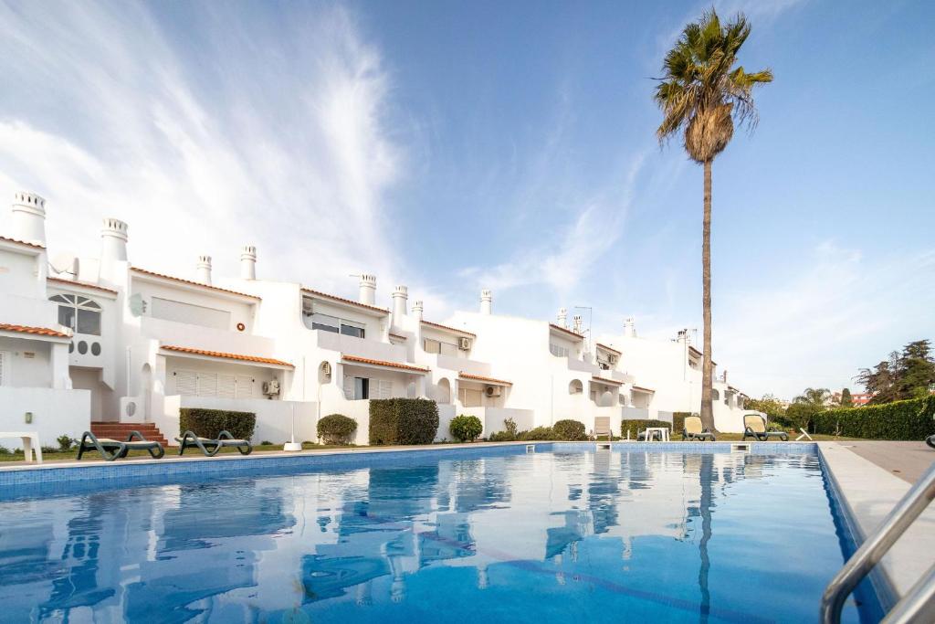 APARTAMENTO JARDIM DA OURA ALGARVE