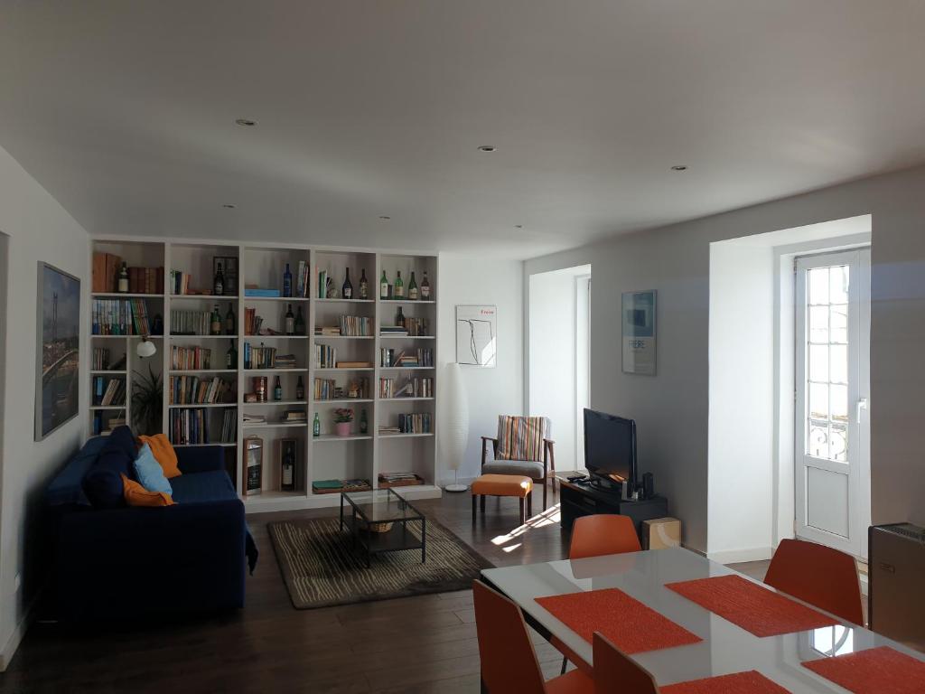 APARTAMENTO PORTELA
