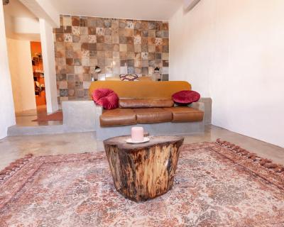 RURAL CHIC HOUSE