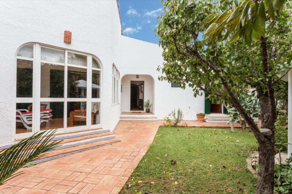 TYPICAL ALGARVIAN HOME