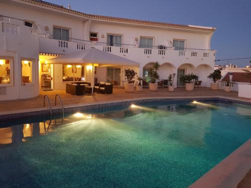 VILA CHANNA