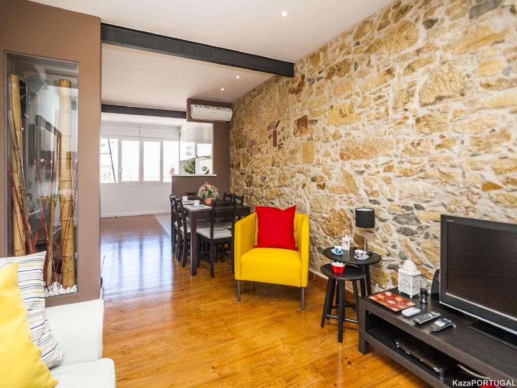Image of Holiday Terrace