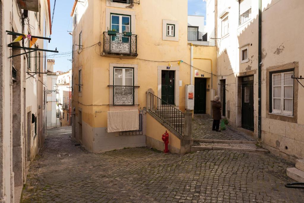 ALFAMA 1