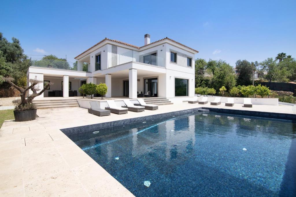 VILLA O NAVEGADOR