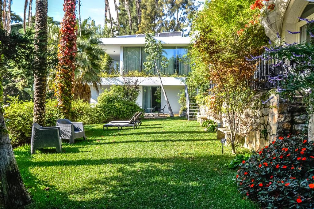 A CASA GARDEN BY CASA VELA