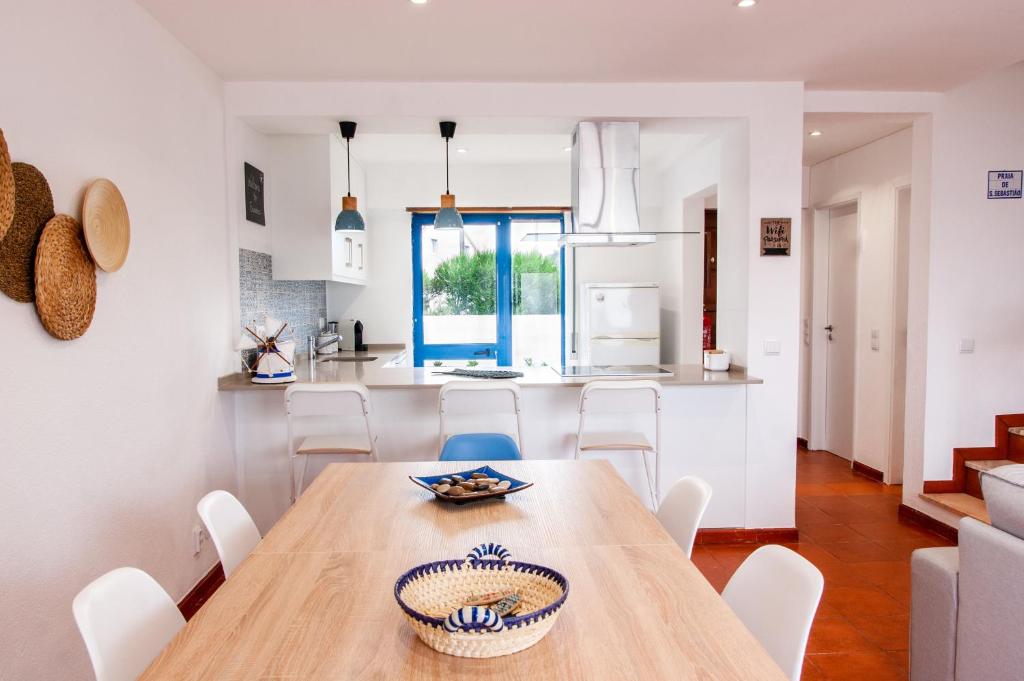 BISPO´S FAMILY HOUSE