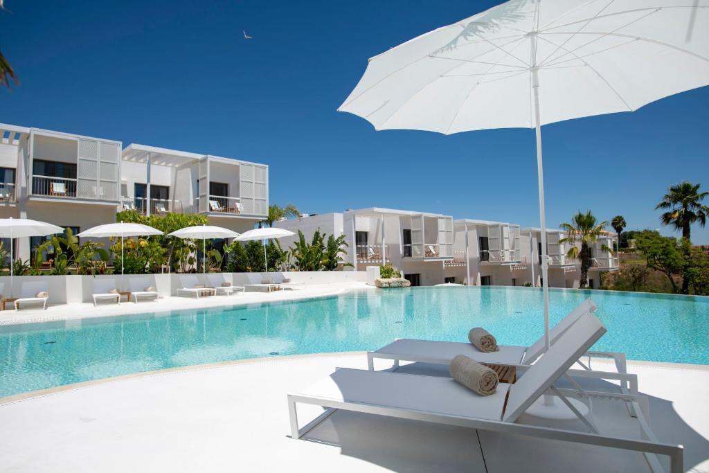 Image of Sunset Village - I