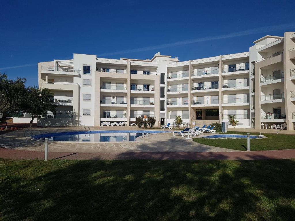 CONDOMINIO MONTE DA EIRA AP. 43