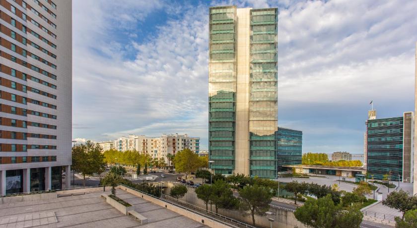 PANORAMIC LIVING LIX