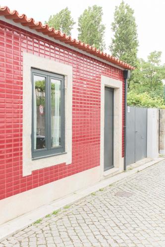 GARDEN HOUSE