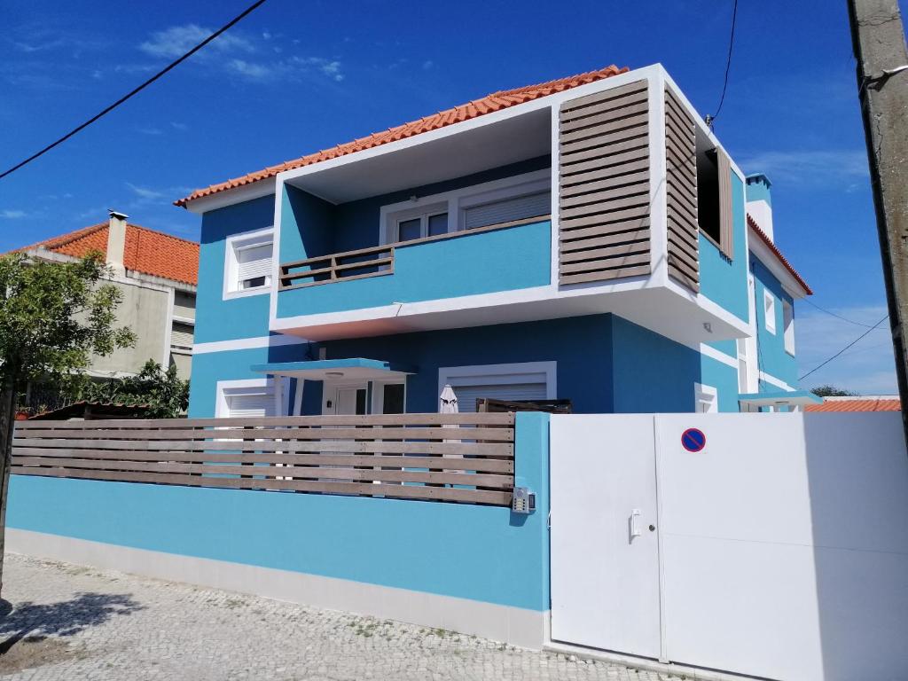 LISBON BEACH ROOMS II