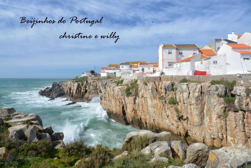 BOOK IN PENICHE APARTMENT