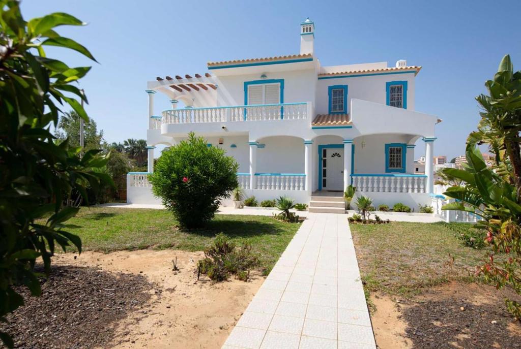 CASA AZUL
