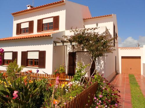 Image of Creto Village
