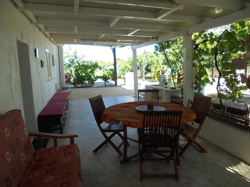 Image of Casa Silence of the Birds