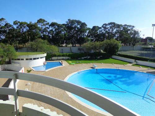 LUXURY 1 BED APARTAMENT 1 5KM PRAIA