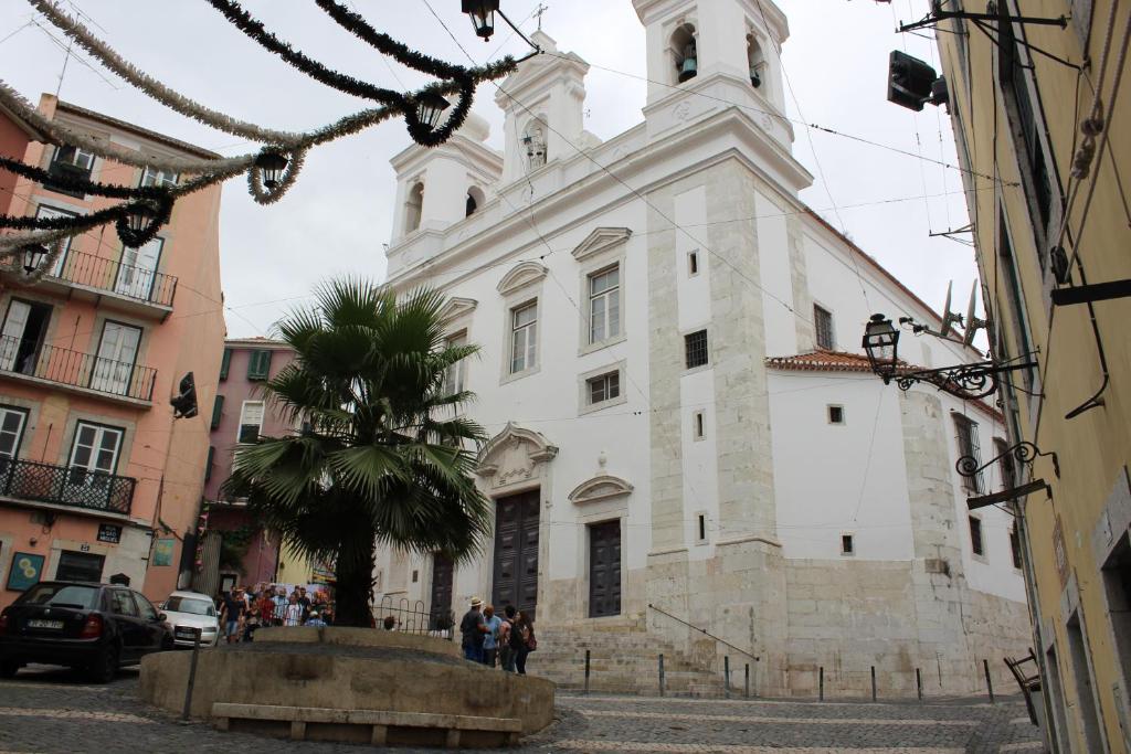 TOP LOCATION IN ALFAMA 4D
