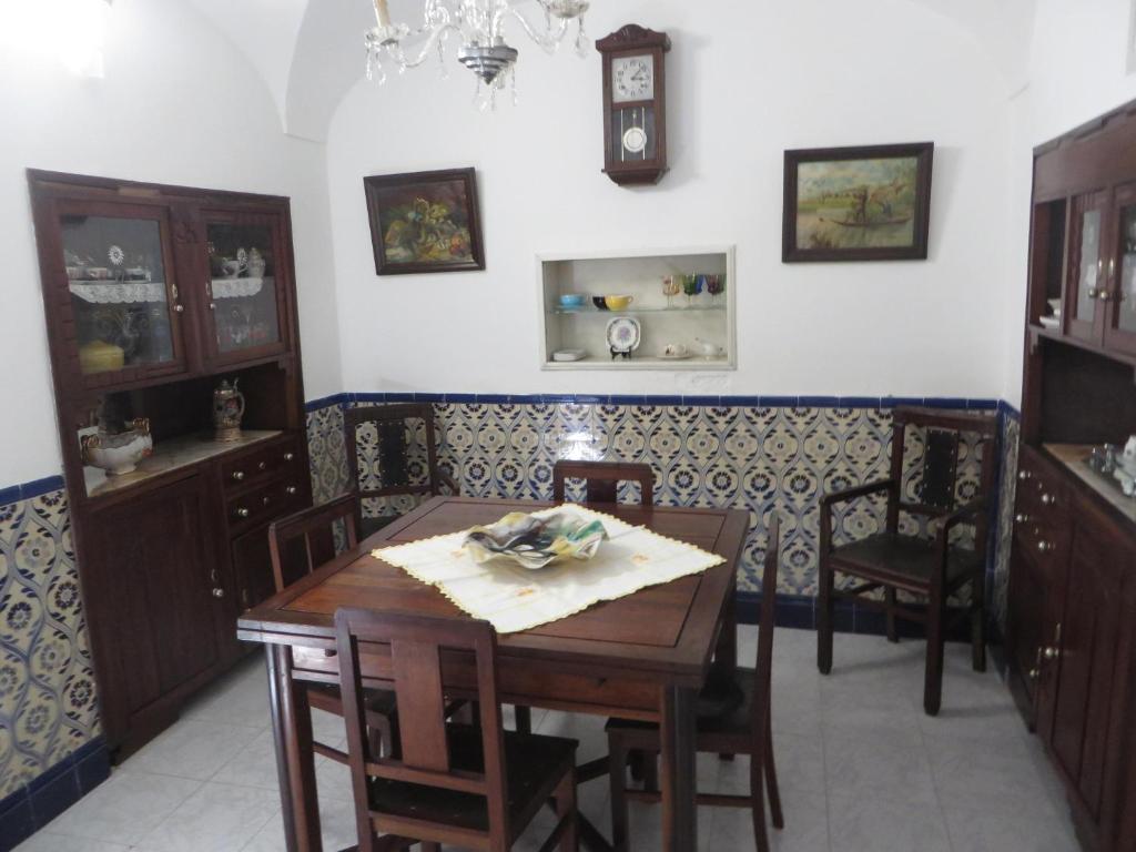 SUNFLOWER / GARDENIA GUEST HOUSE