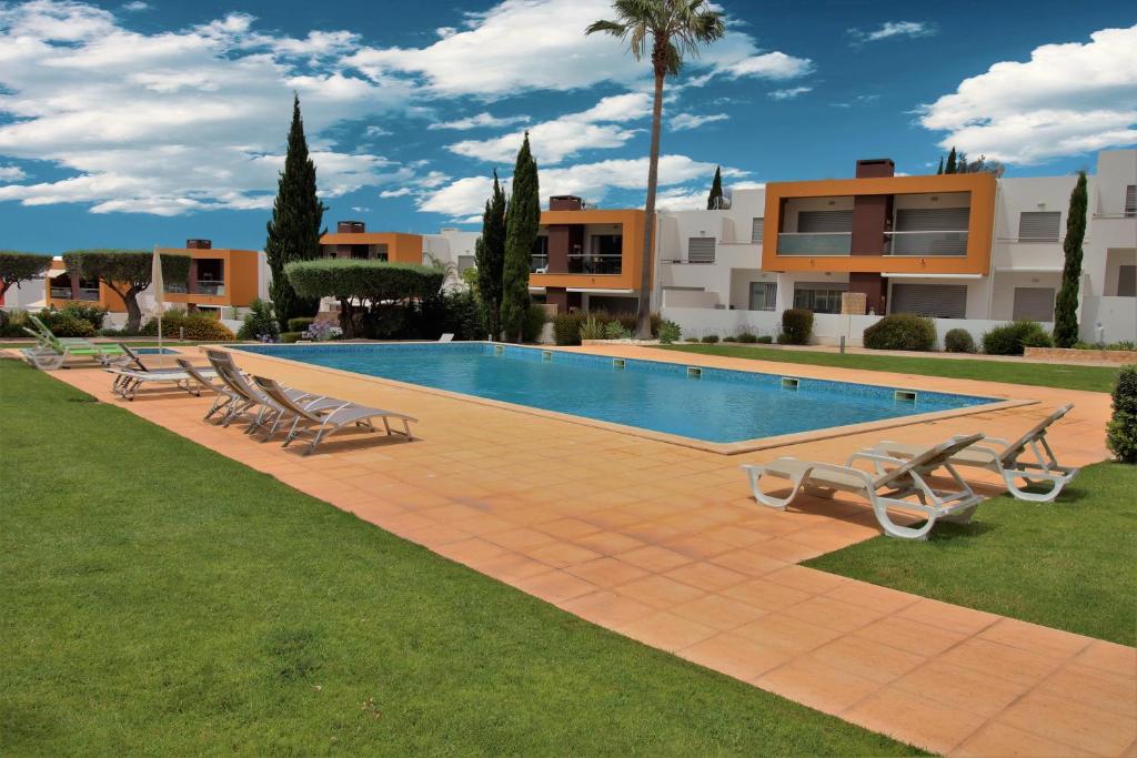 APARTAMENTO CC VITISMAR