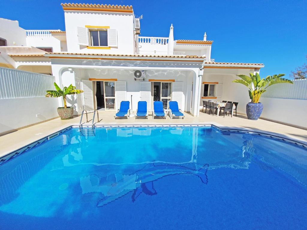 VILLA CHIQUITO