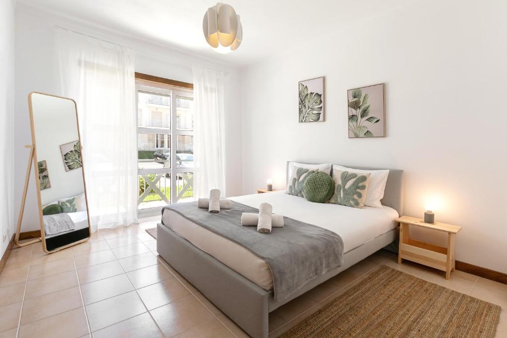 THE APARTMENTS BALEAL - B