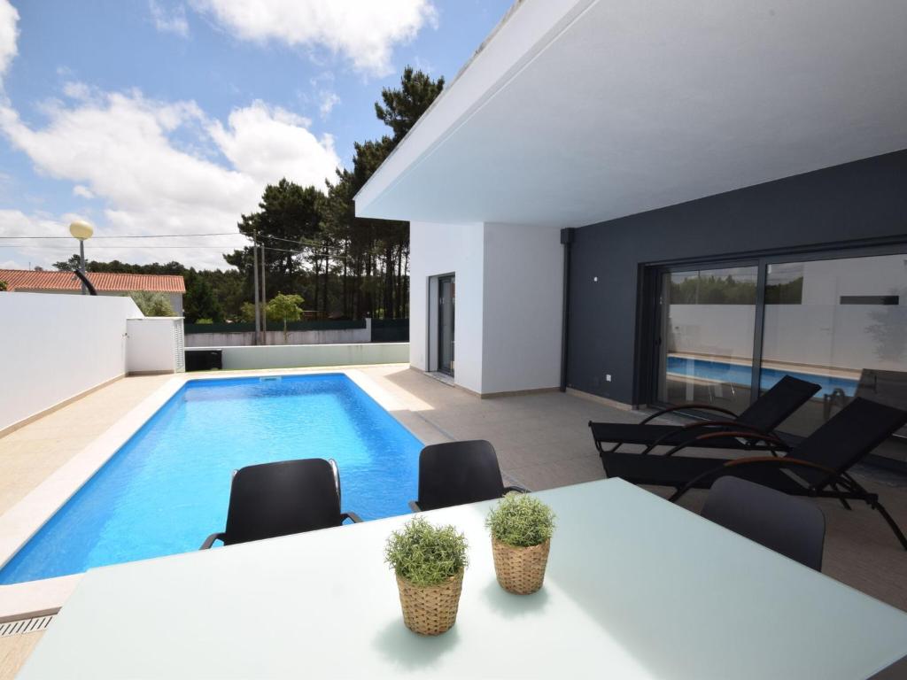 VILLA'S