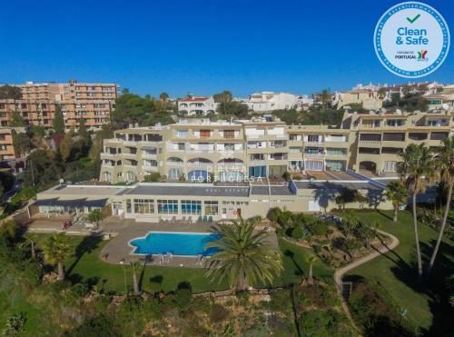 URBANIZAÇÃO PRAIA DOS AVEIROS - APARTAMENTO 3