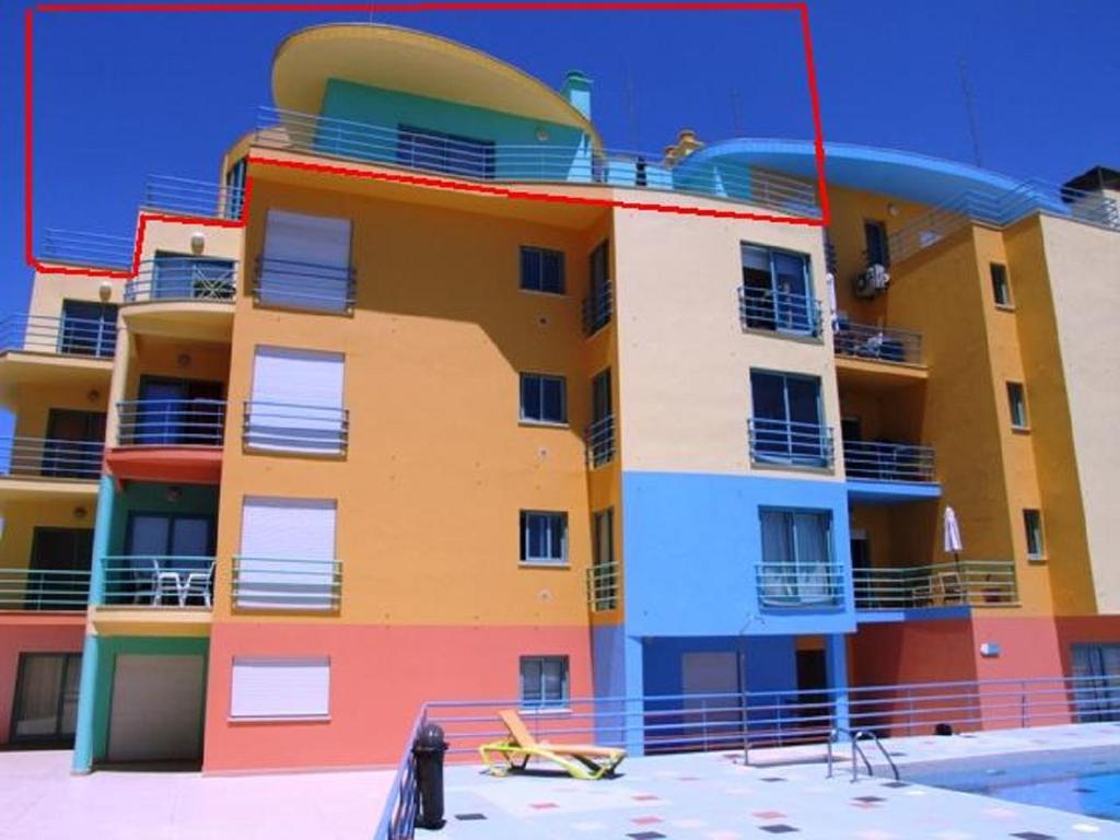 MARINA PENTHOUSE