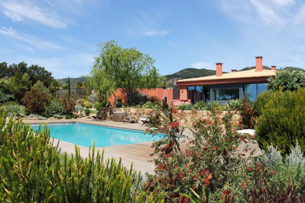 MOUNTAIN GUINCHO VILLA