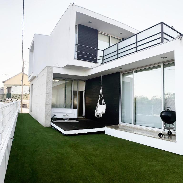 LUXURIOUS VILLA IN THE NORTH OF PORTUGAL
