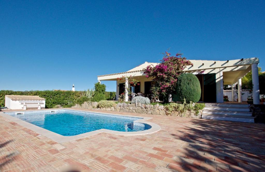 CASA ENCOSTA
