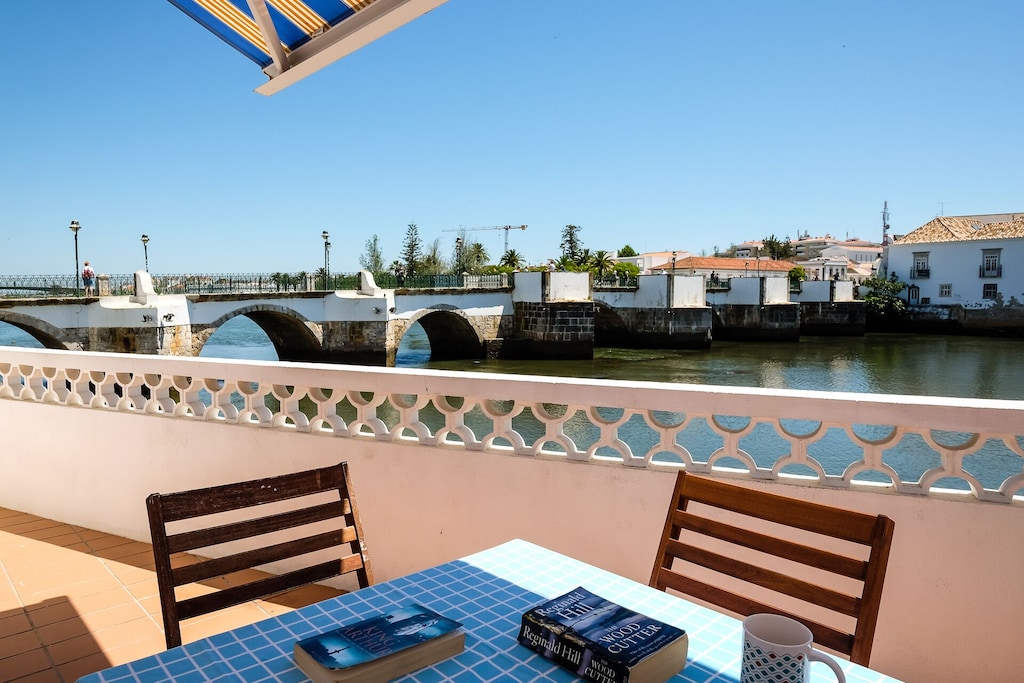 APARTAMENTO 1º DE MAIO