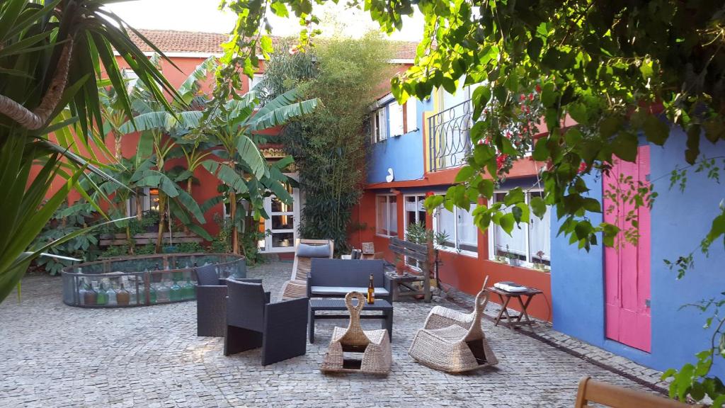 CASA DAS TRÊS ÁGUIAS