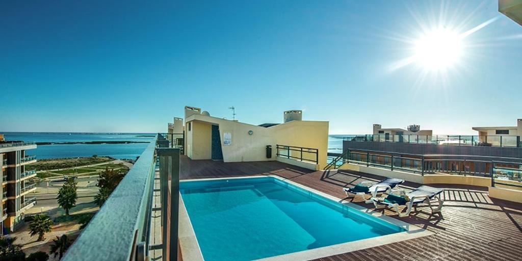 RELAX HOUSE