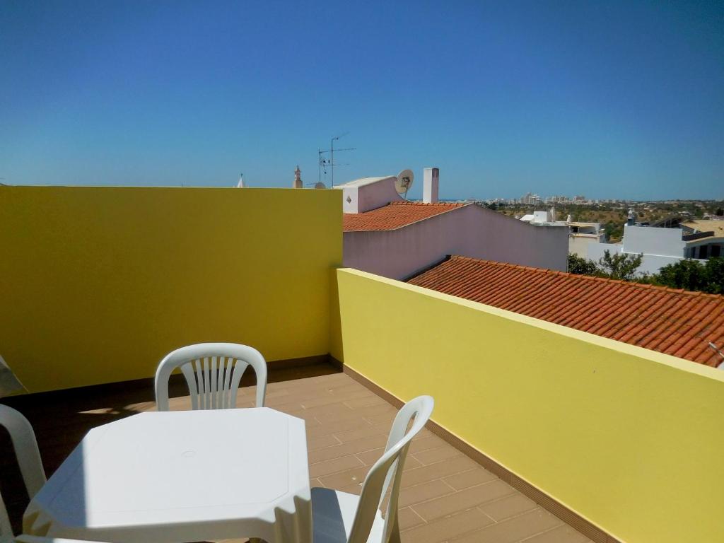 CASA AMARELA