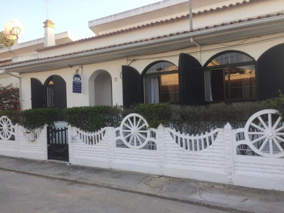BACKPACKERS HOSTEL FONTE DA TELHA