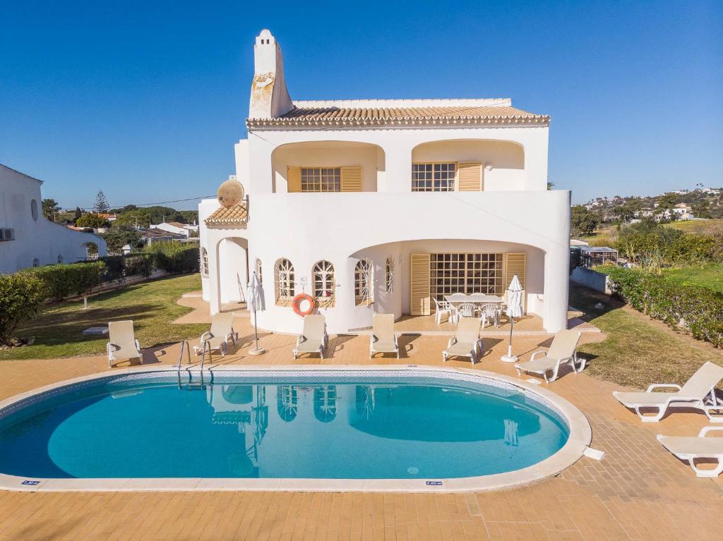 VILLA NATÁLIA