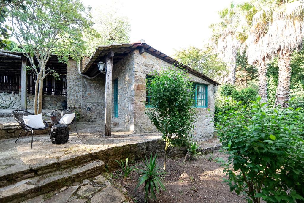 NEIVA HOUSE