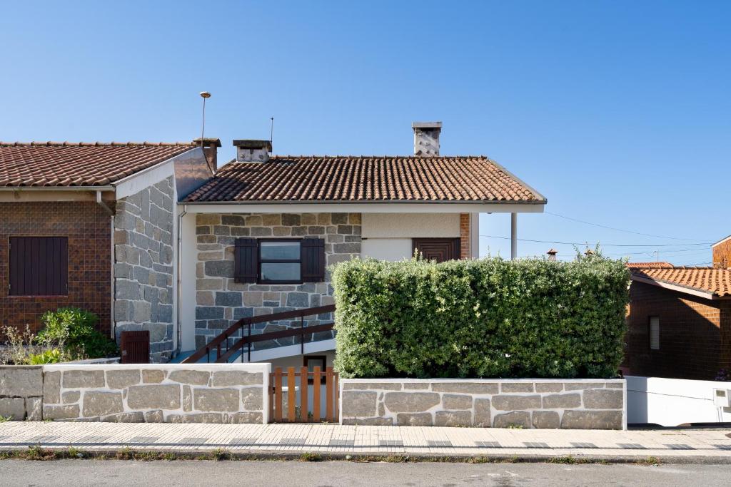 BEACH SHELL HOUSE