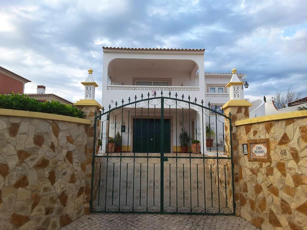 CASA MEADS