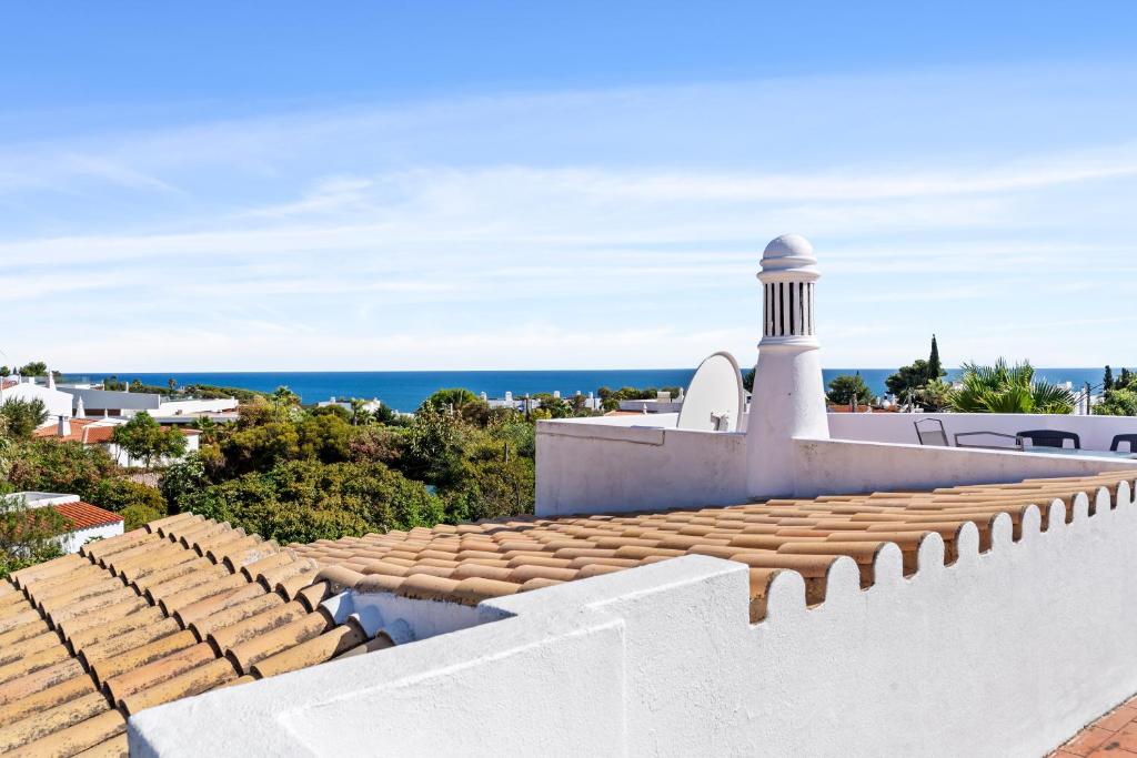 URB. ALGARVESOL, LOTE 18
