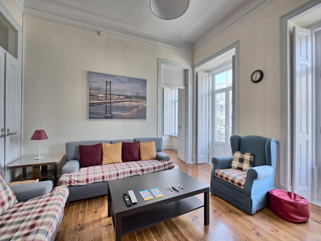 KINGS APARTMENT VI