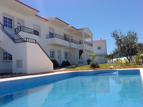 EDIFÍCIO PATÃRESIDENCE APARTAMENTO J