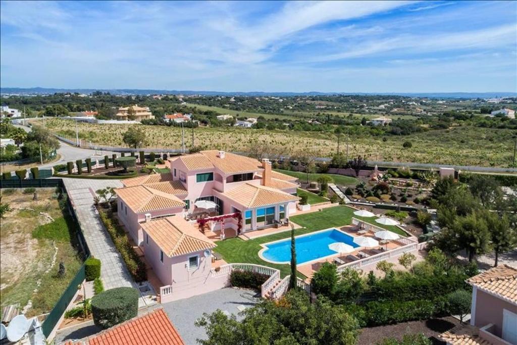 VILLA ROSMANINHO