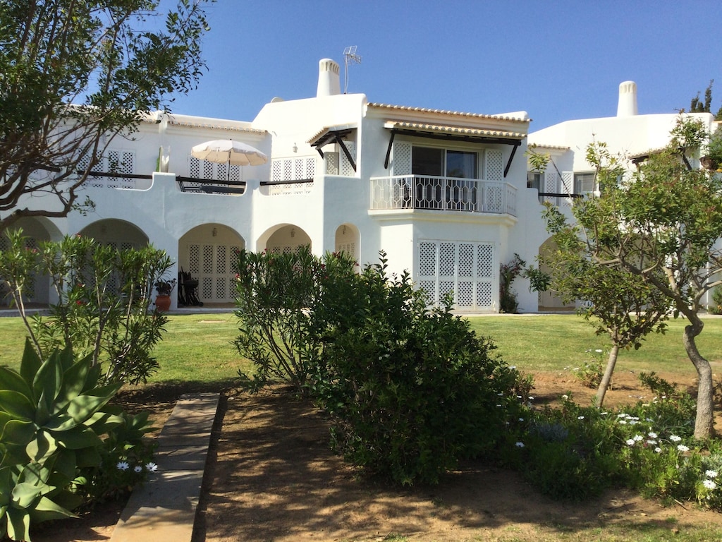 URBª S. RAFAEL LOTE 4 - APTº 5 A