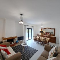 Image of Apart Victoria