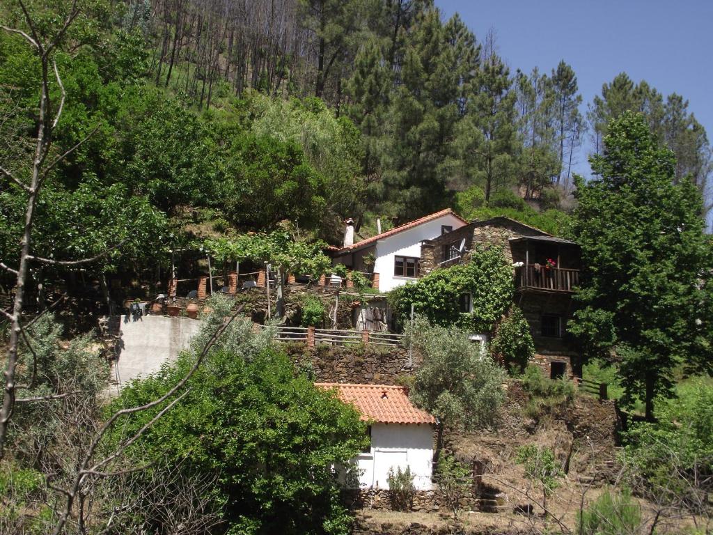 CASA DOS MEDRONHEIROS
