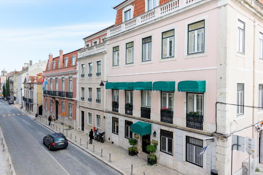 LE FLAT | SANTOS JANELAS VERDES