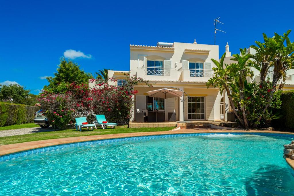 VILLA SERENA DA LUZ